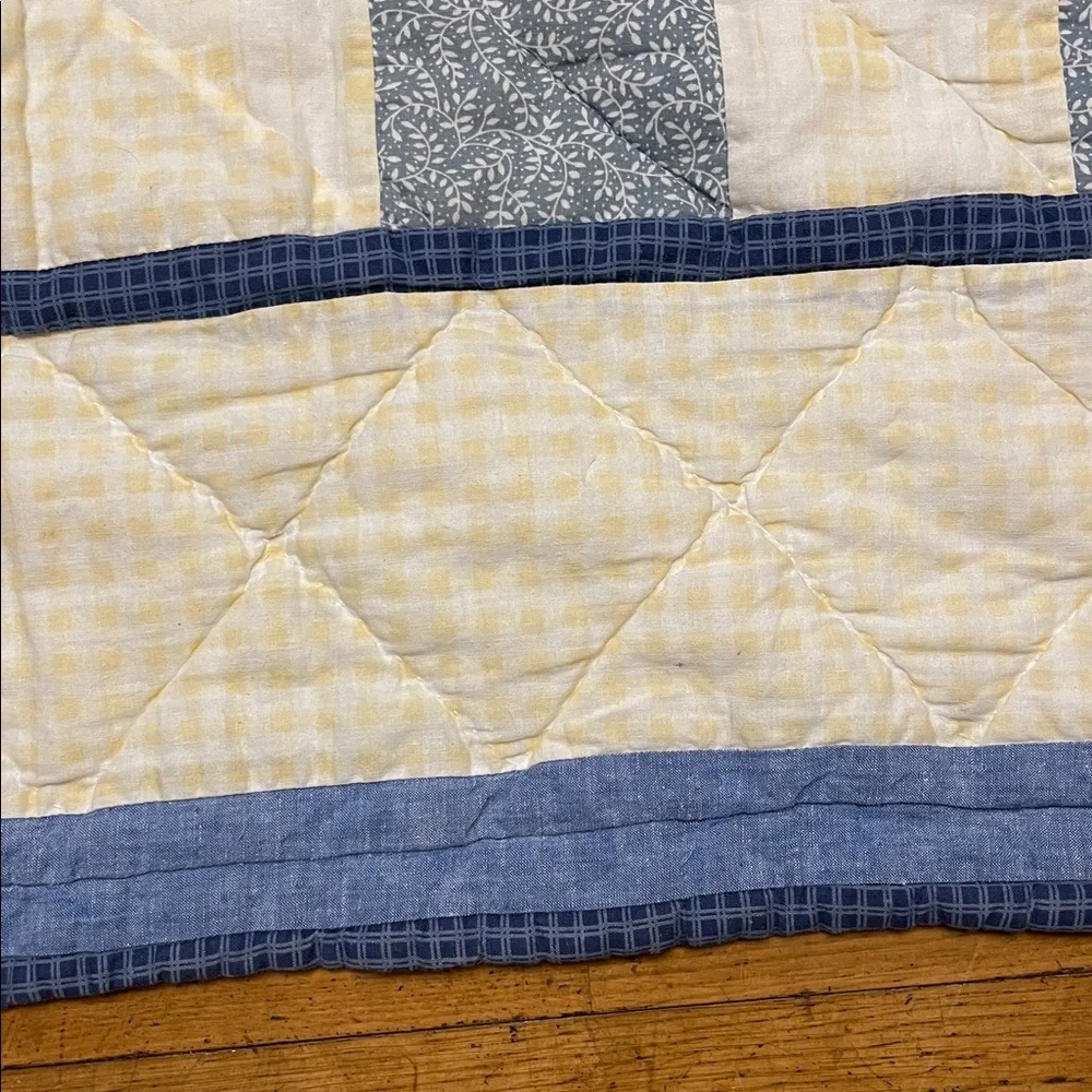 Pieced quilt
